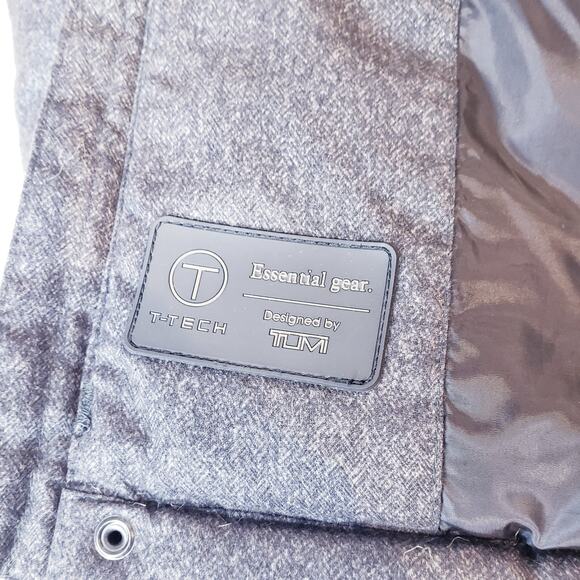 Tumi T-Tech Men's Size Large Down Filled Coat Quilted L8GRB Black *Missing Hood* - Picture 9 of 16